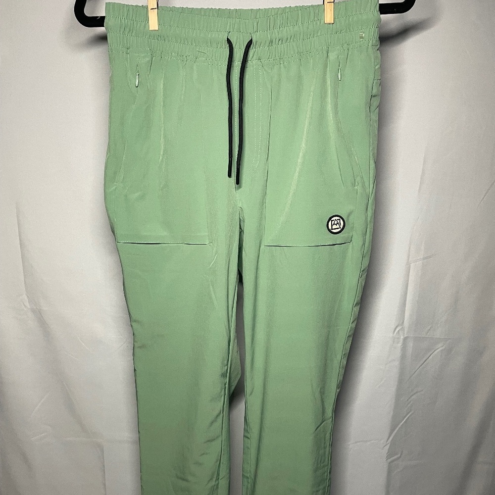 BRAND NEW - Avalanche Women’s Hiking Pants